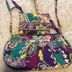 Vera Bradley floral paisley print purse